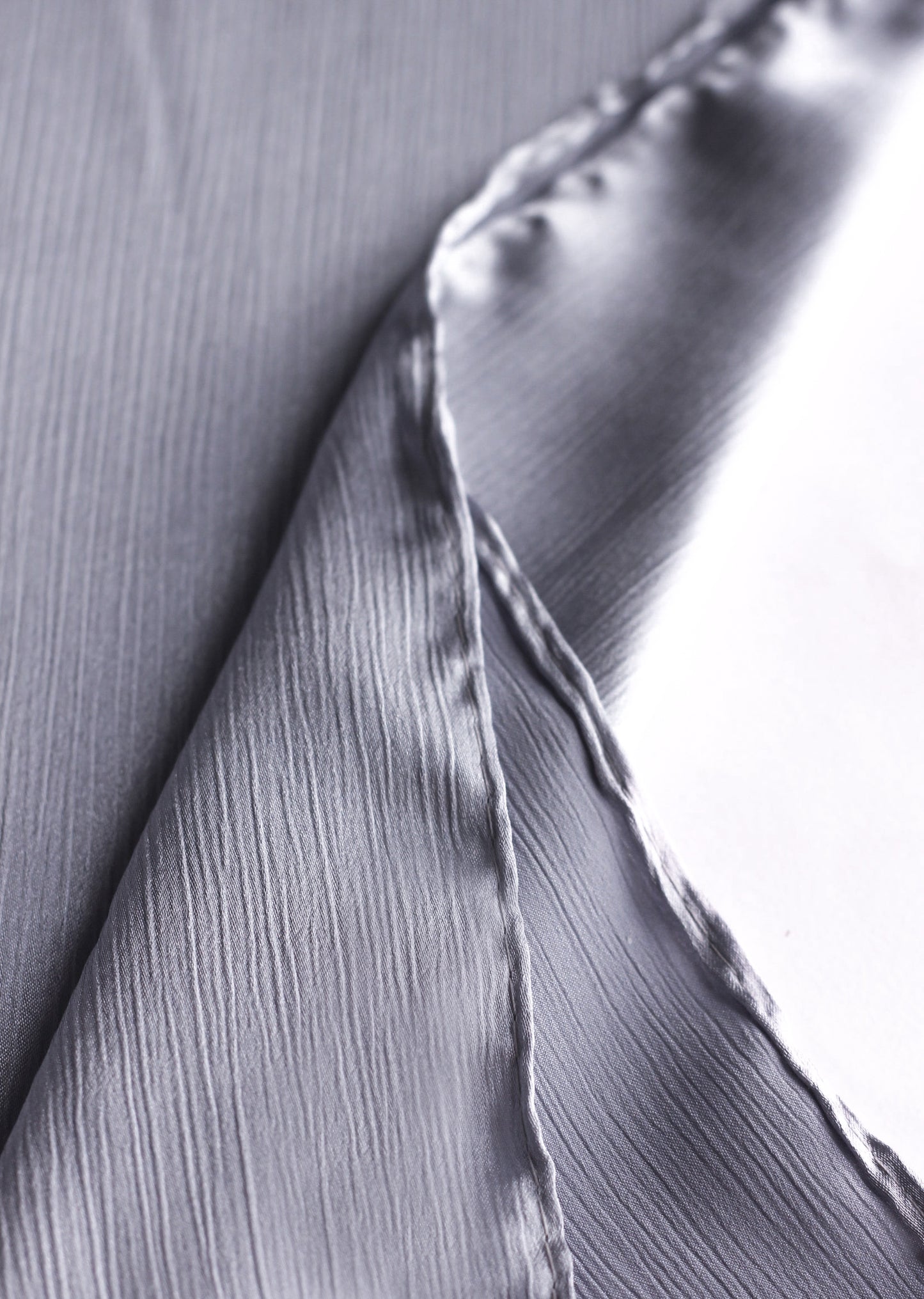 Sheen Luxe - Silver Grey