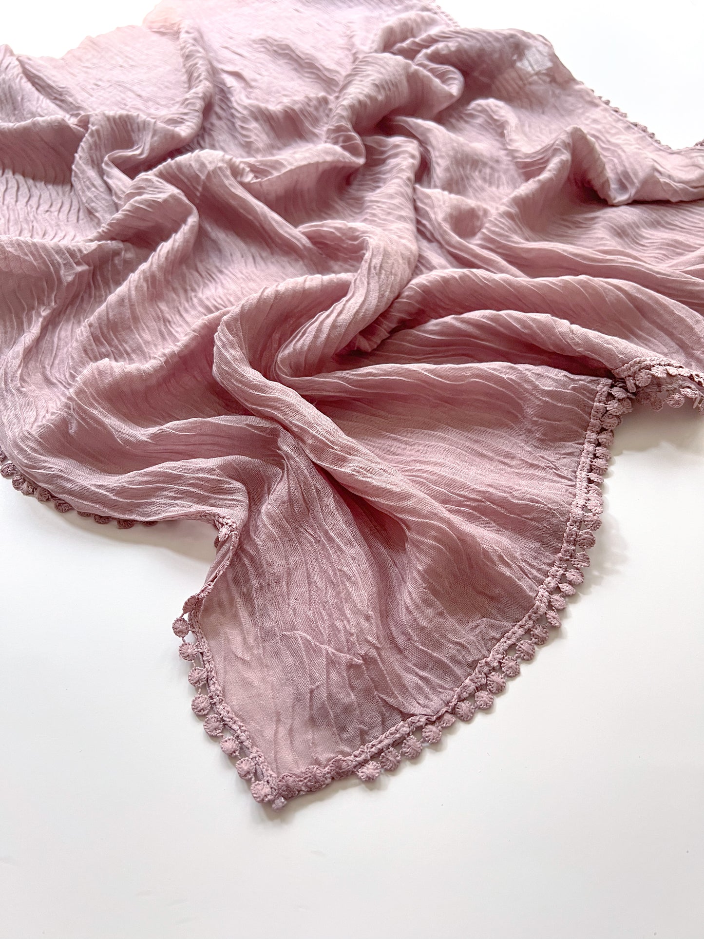 Crumpled Lace Hijab - Nude Pink