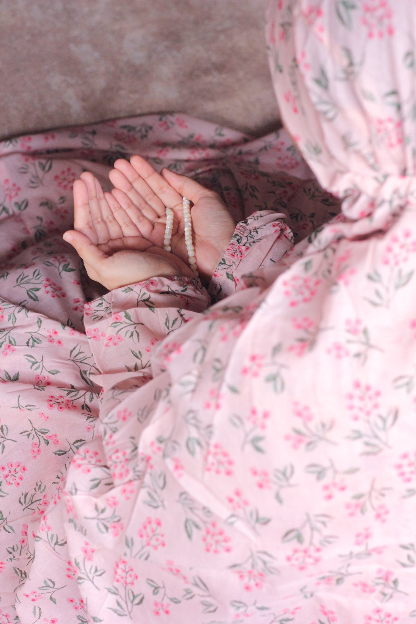 Namaz Chadar With Sleeves (Cotton Lawn) - Anosha