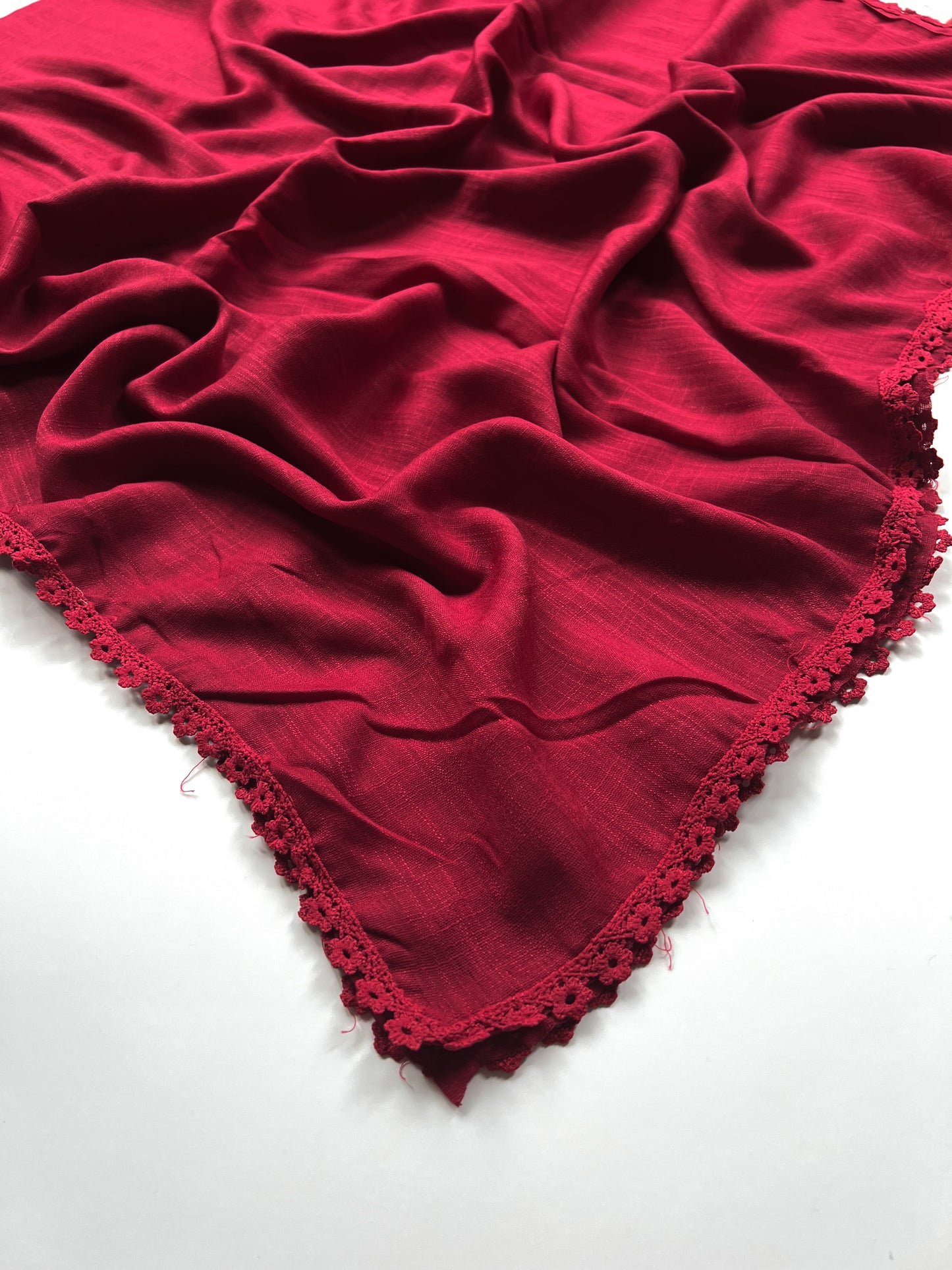 Laced Turkish Lawn - Maroon