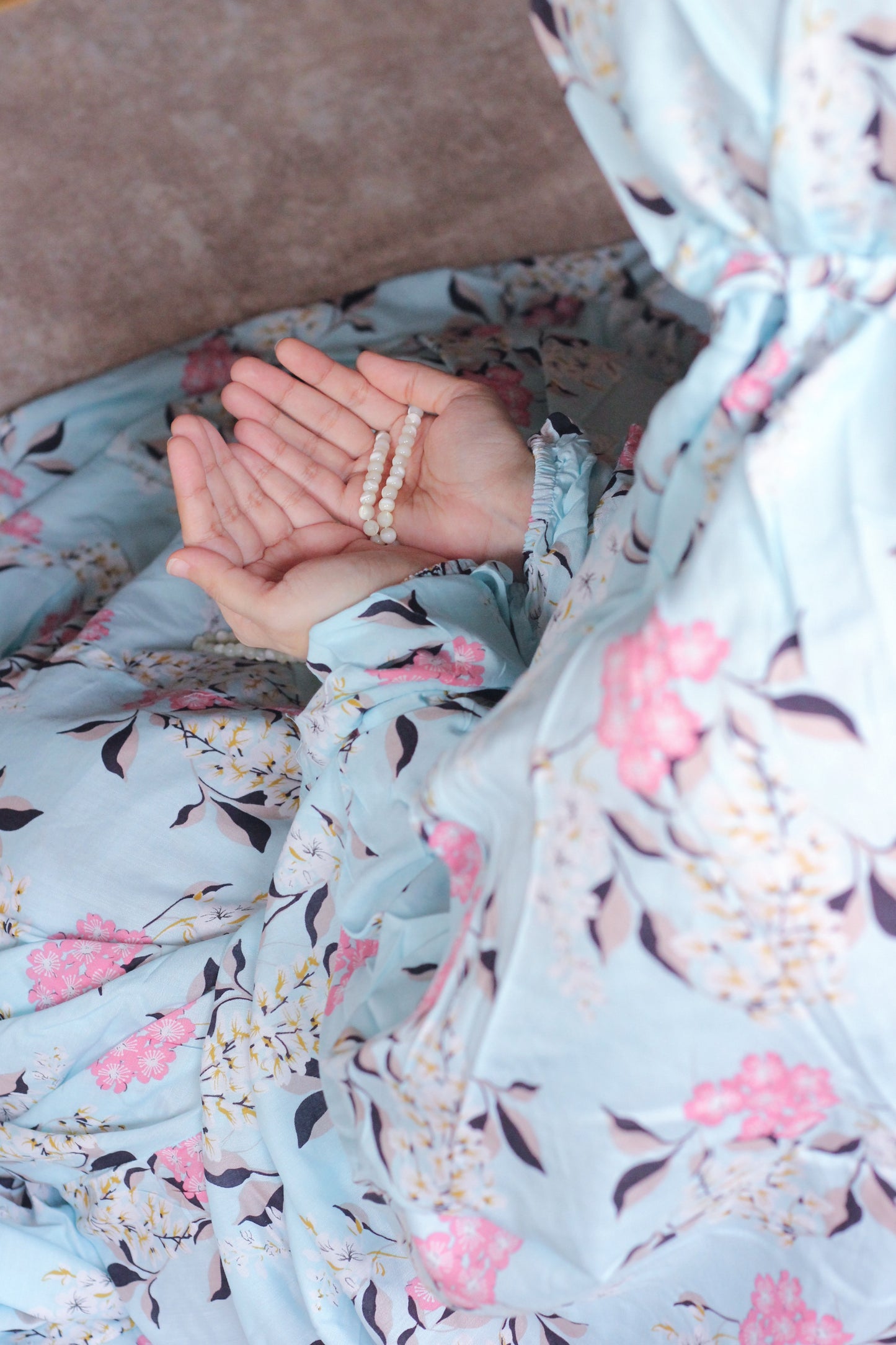 Namaz Chadar With Sleeves - Shafia