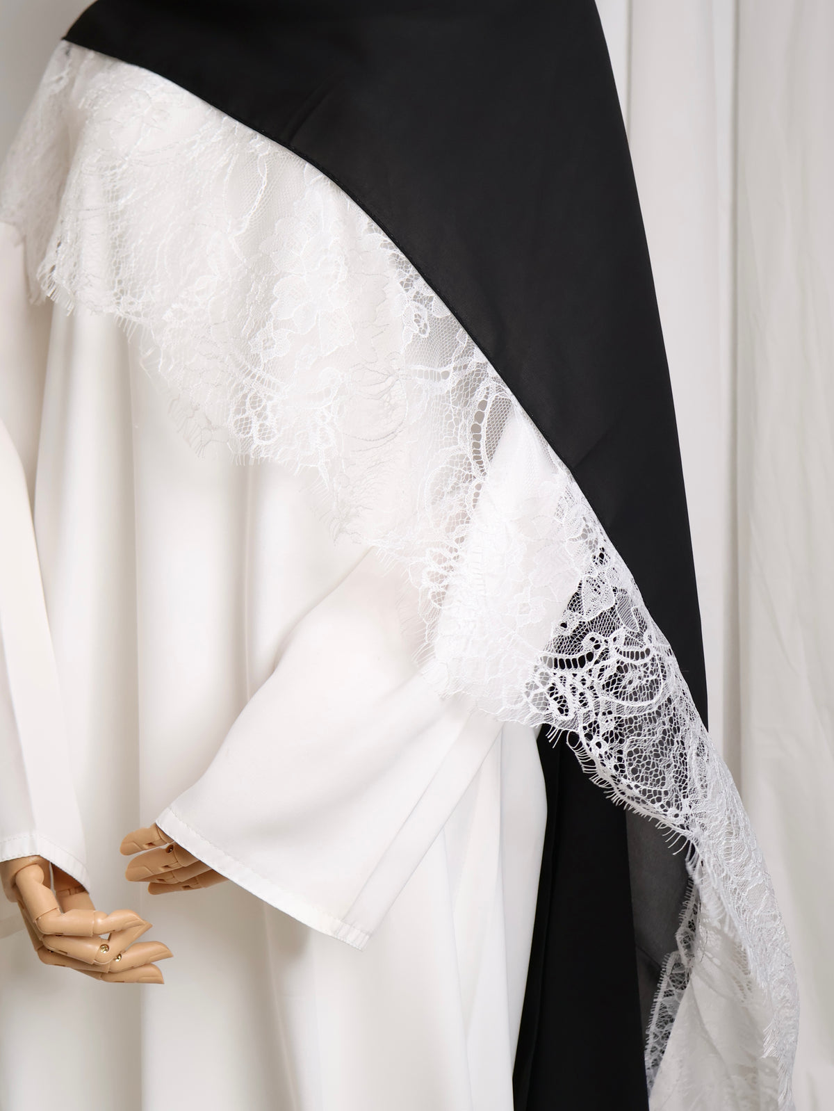 Chiffon Chantilly Lace Hijab - Black