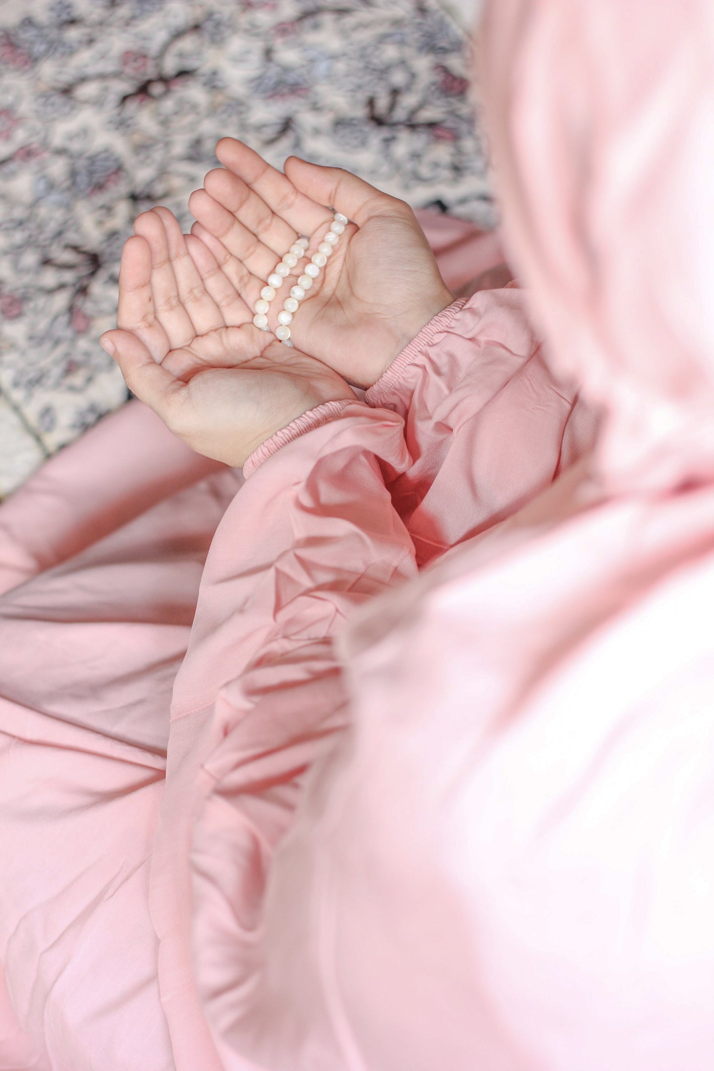 Namaz Chadar With Sleeves - Plain Pastel Peach