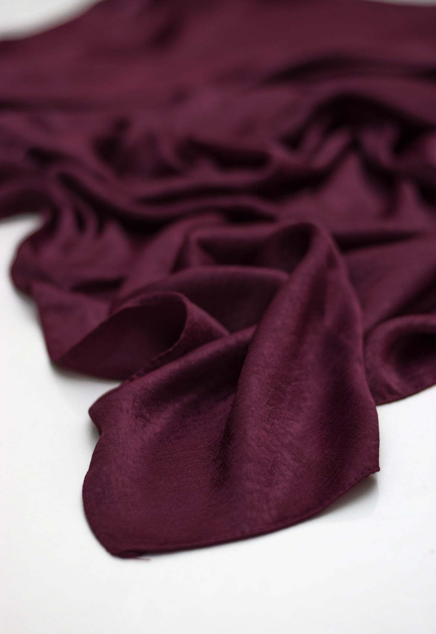 Silken - Real Maroon