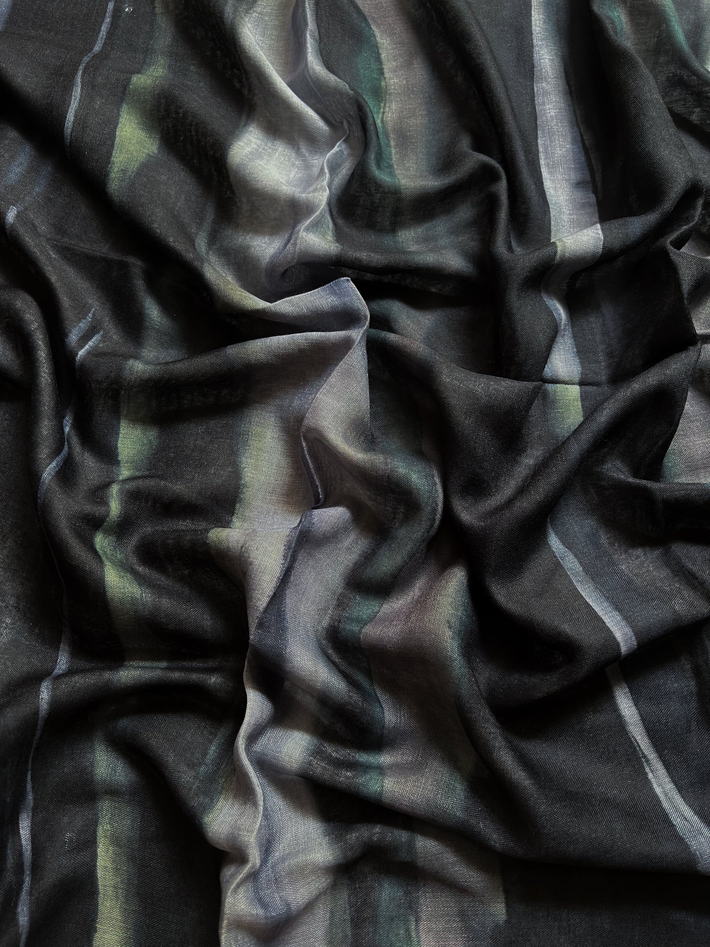 Modal Hijab Lookalike - Midnight Echo