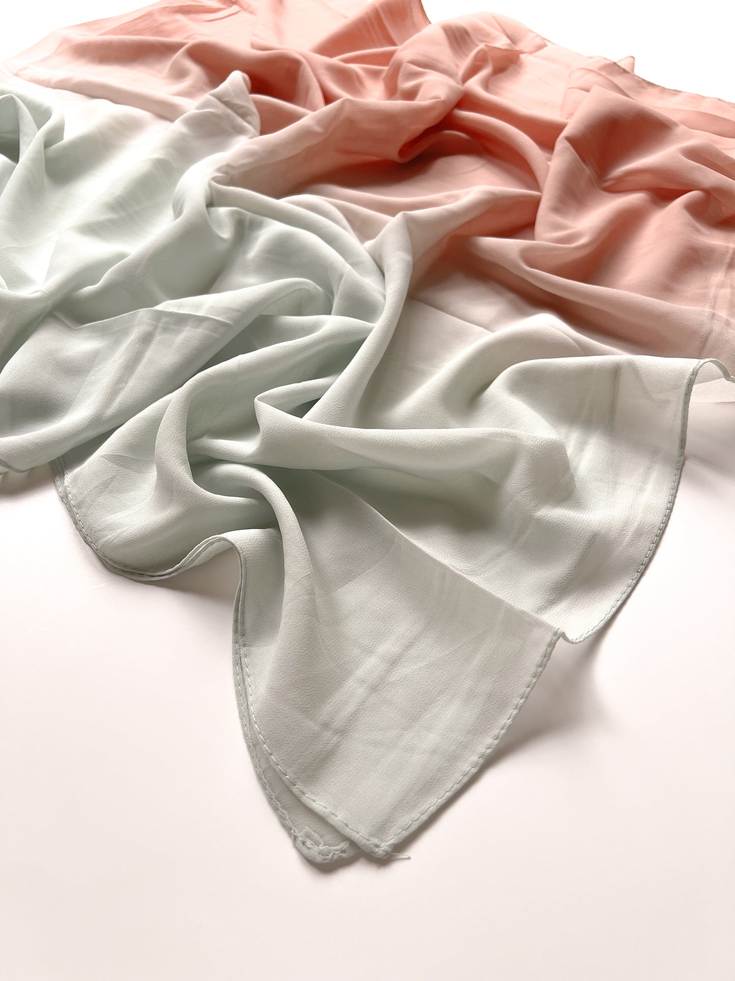 Ombre Georgette Hijab - Cotton Candy
