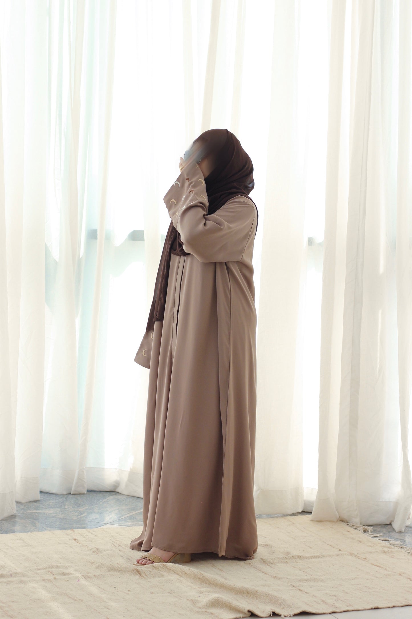 Al Qamar Abaya