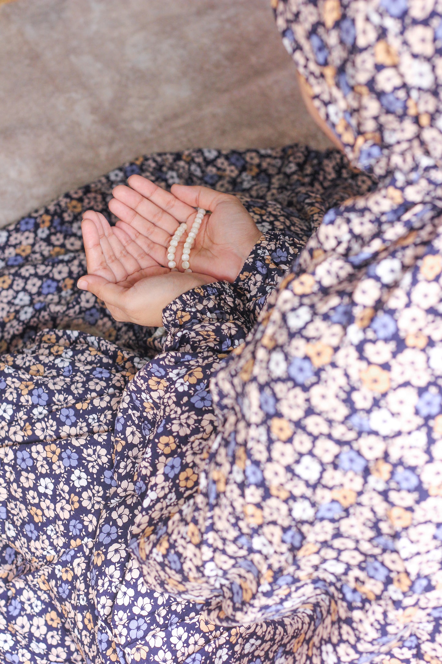 Namaz Chadar With Sleeves - Iman
