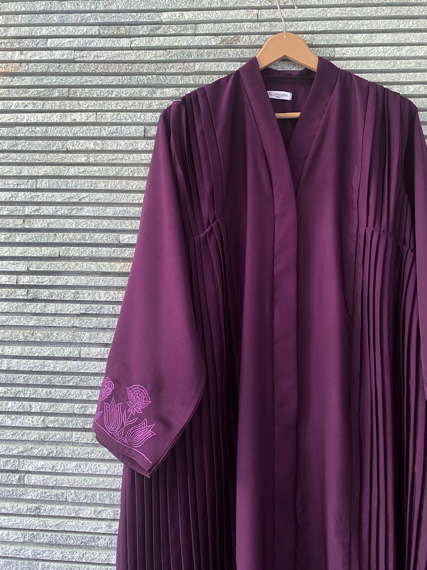Hanna Pleated Abaya