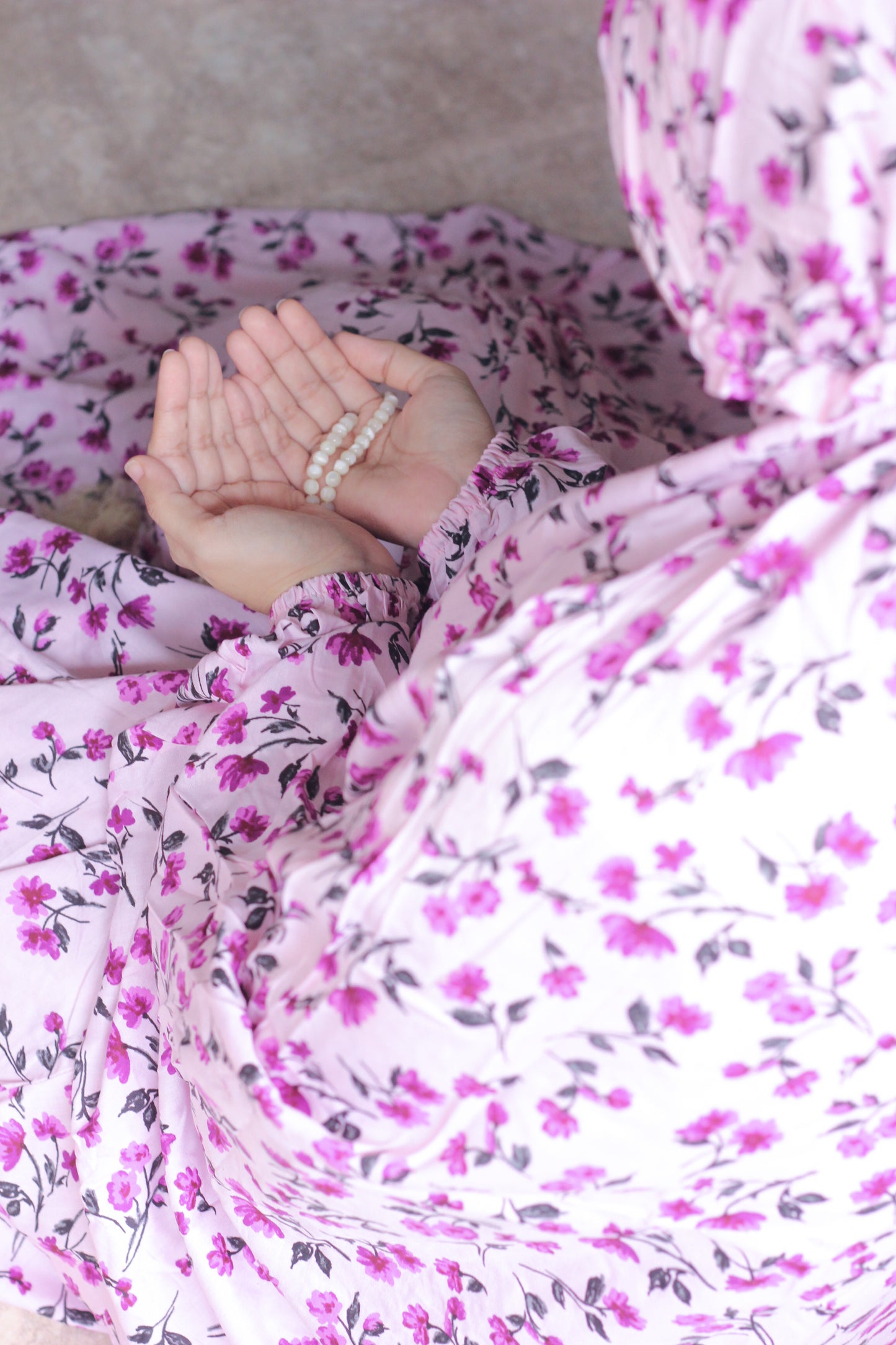Long Namaz Chadar With Sleeves - Ruqayya