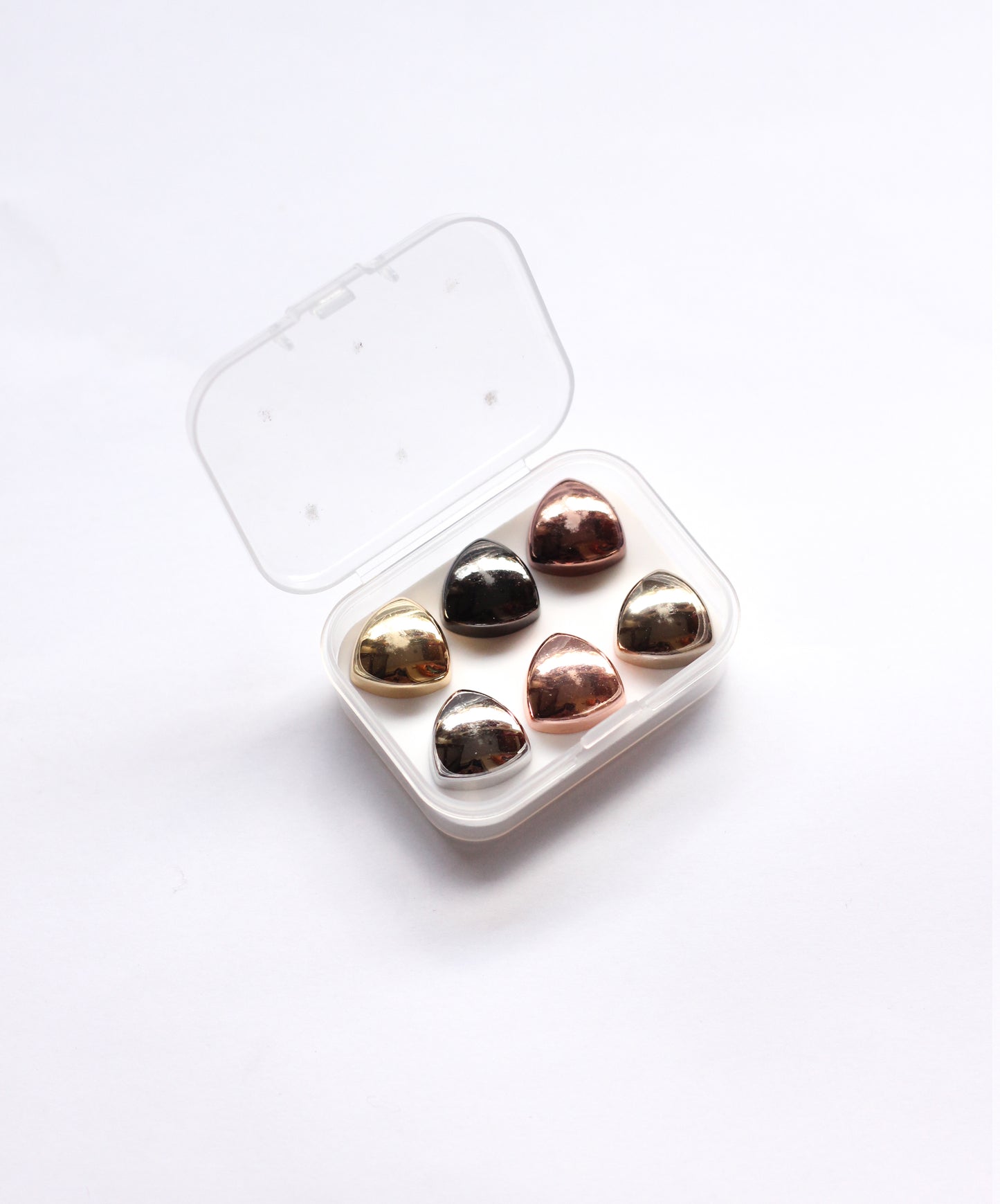 Metallic Hijab Magnets (Triangle) - Set of 6