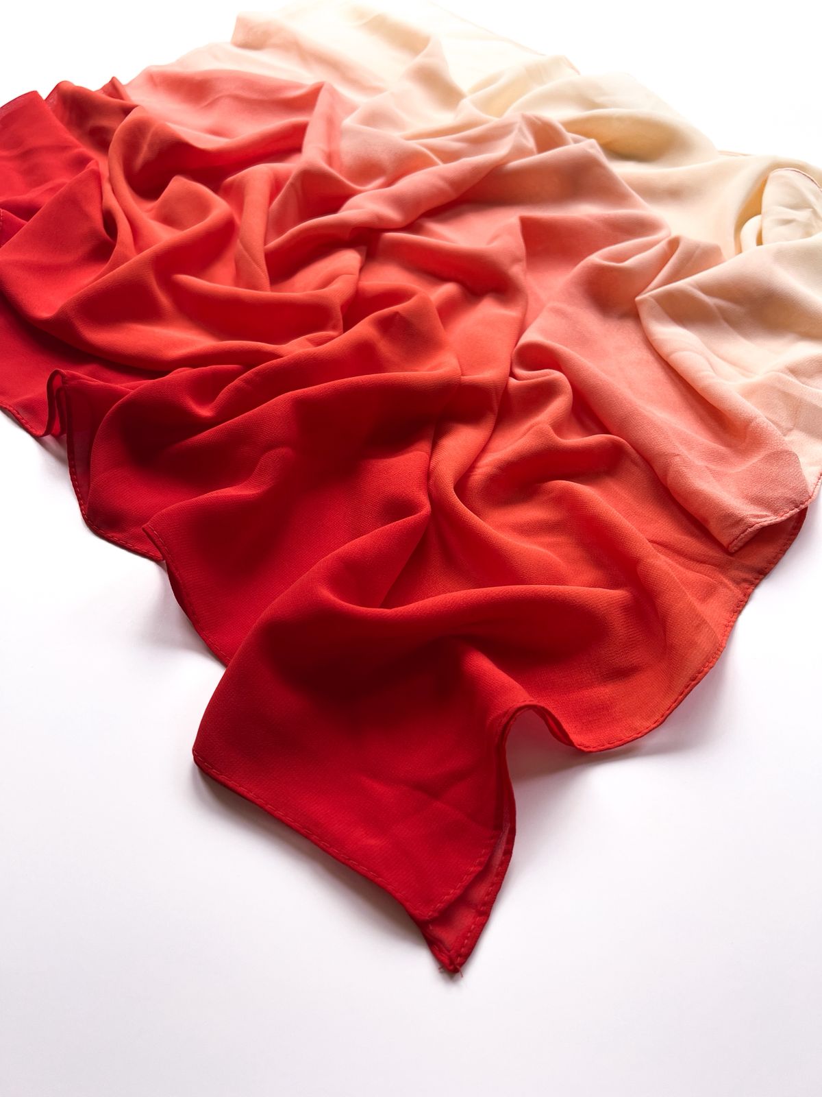 Ombre Georgette Hijab II - Crimson Petal