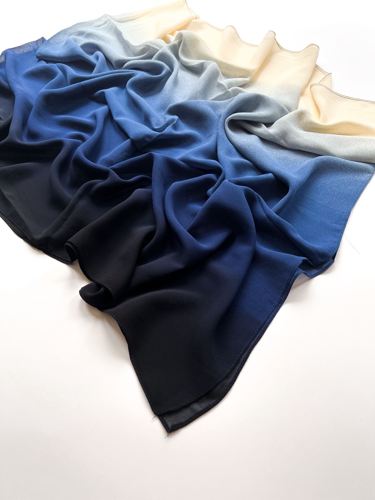 Ombre Georgette Hijab II - Midnight