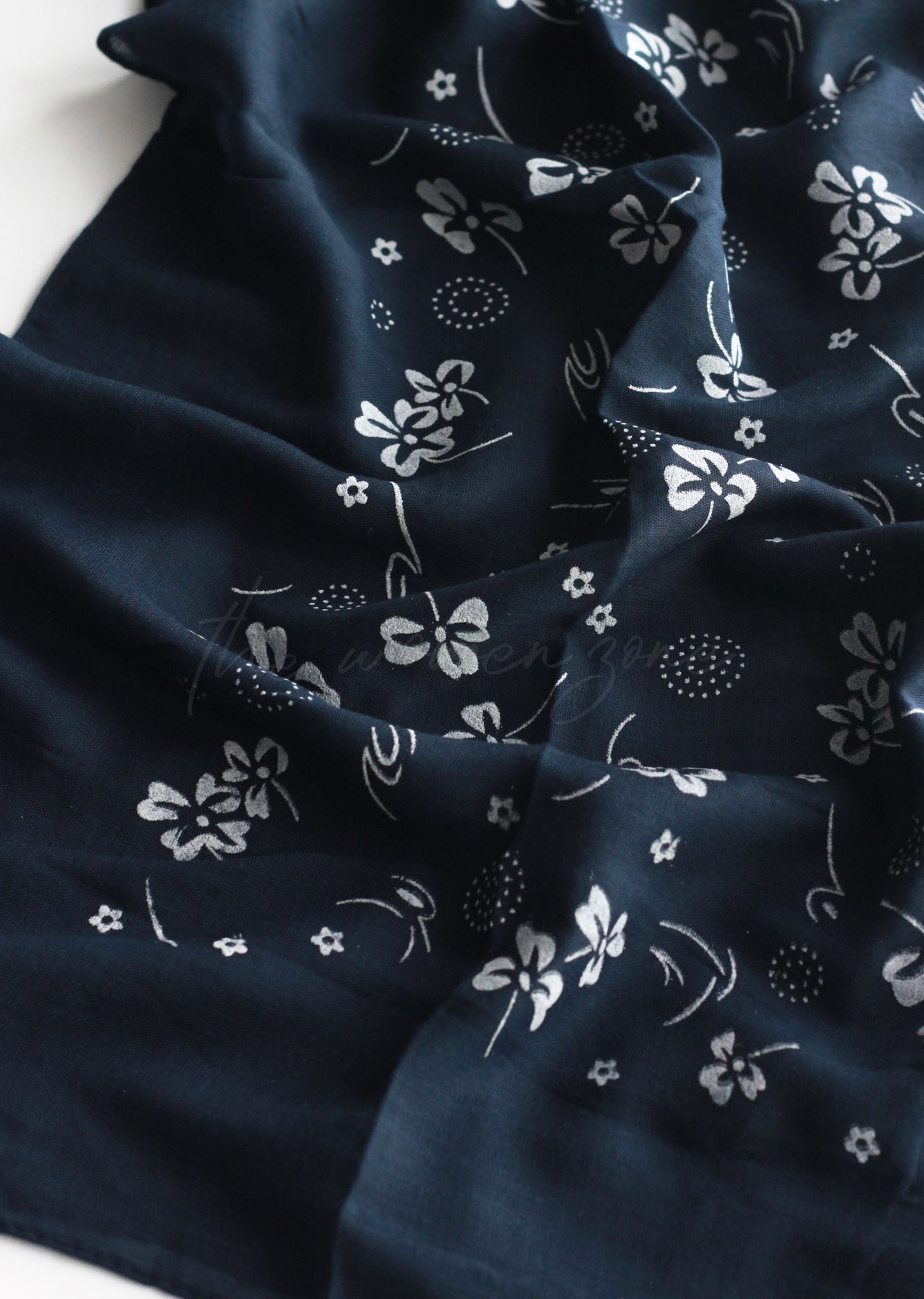 Floral Season - Navy Blue