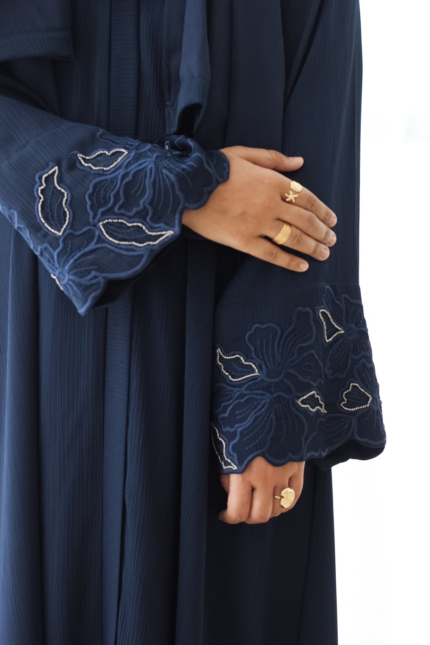 Elaya Abaya