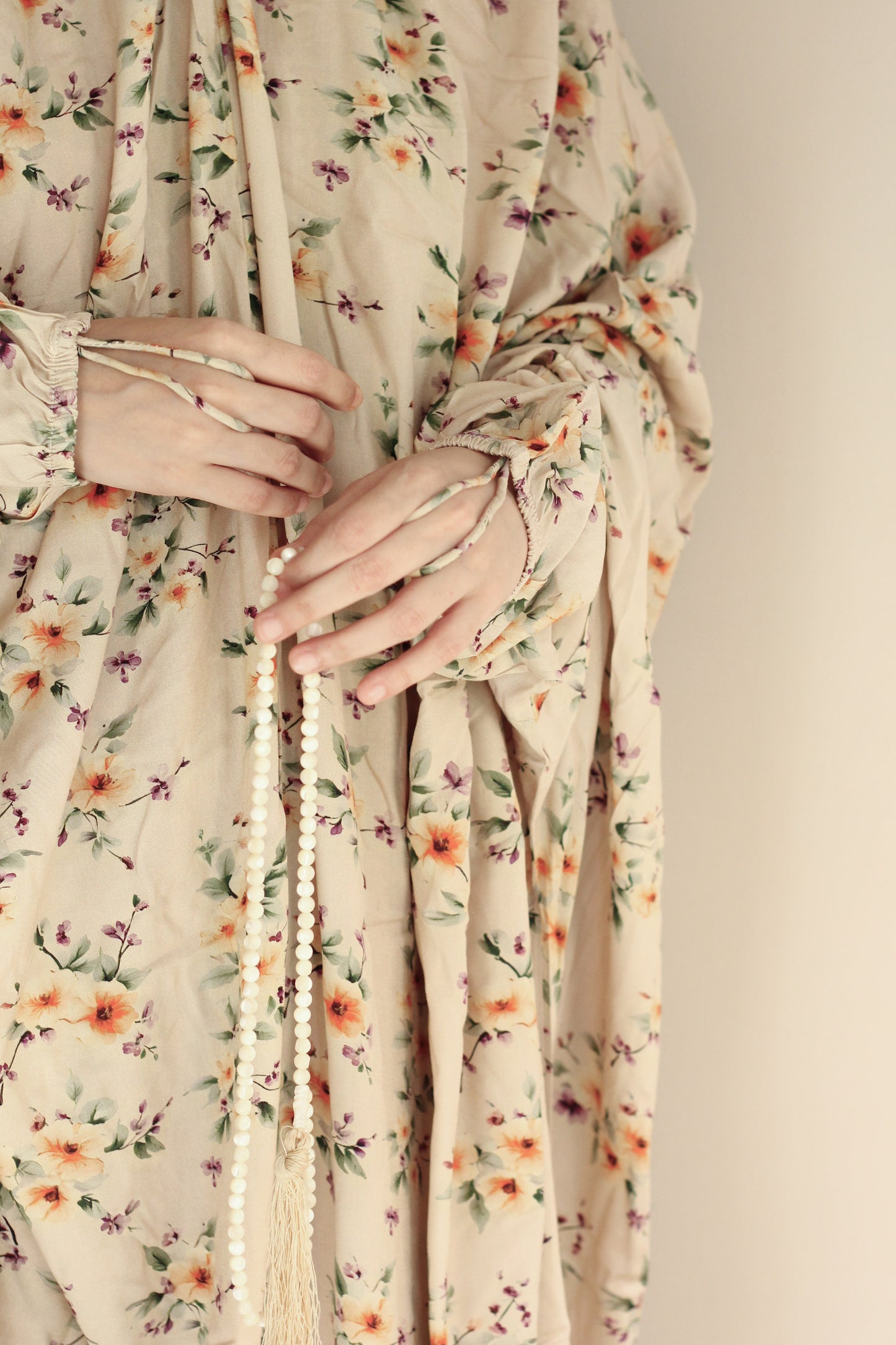 Namaz Chadar With Sleeves -  Asiya
