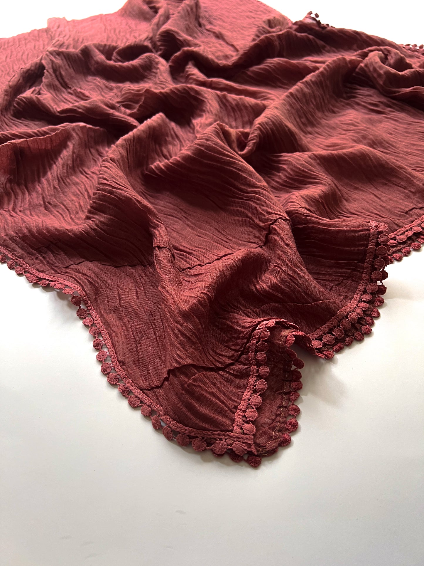 Crumpled Lace Hijab - Rosewood
