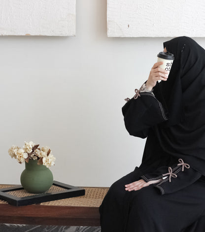 Abeeha Abaya