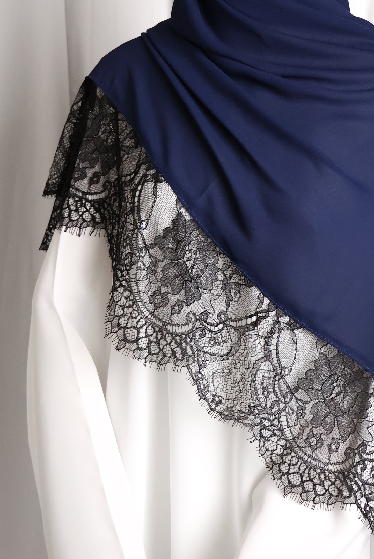 Chiffon Chantilly Lace Hijab - Navy Blue