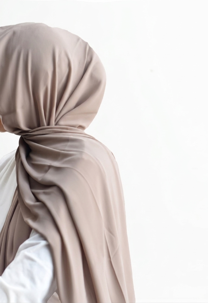 Arabic Sheila - Ivory Beige