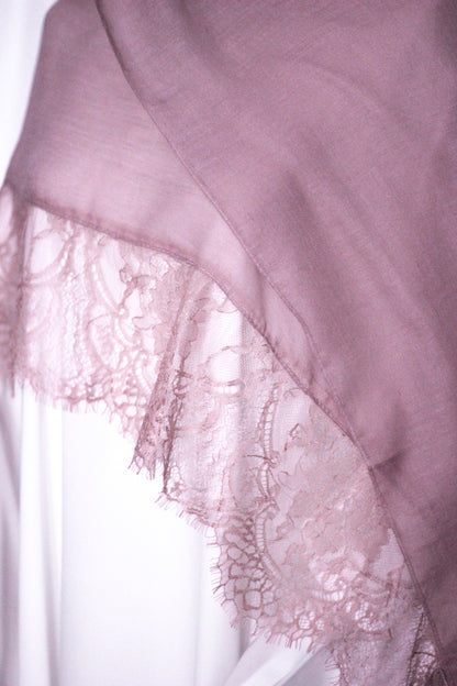 Chantilly Lace Hijab - Dusty Mauve