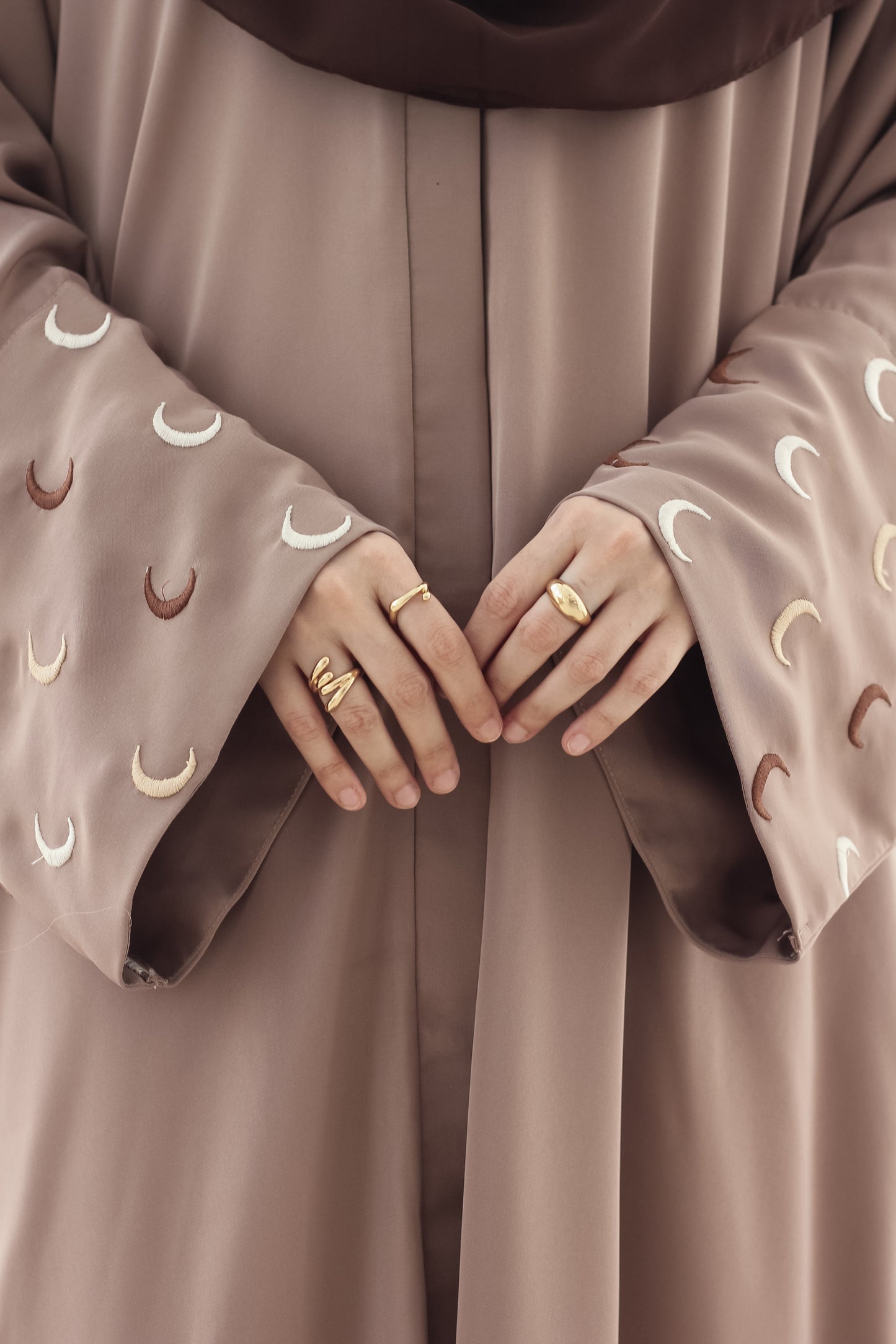 Al Qamar Abaya