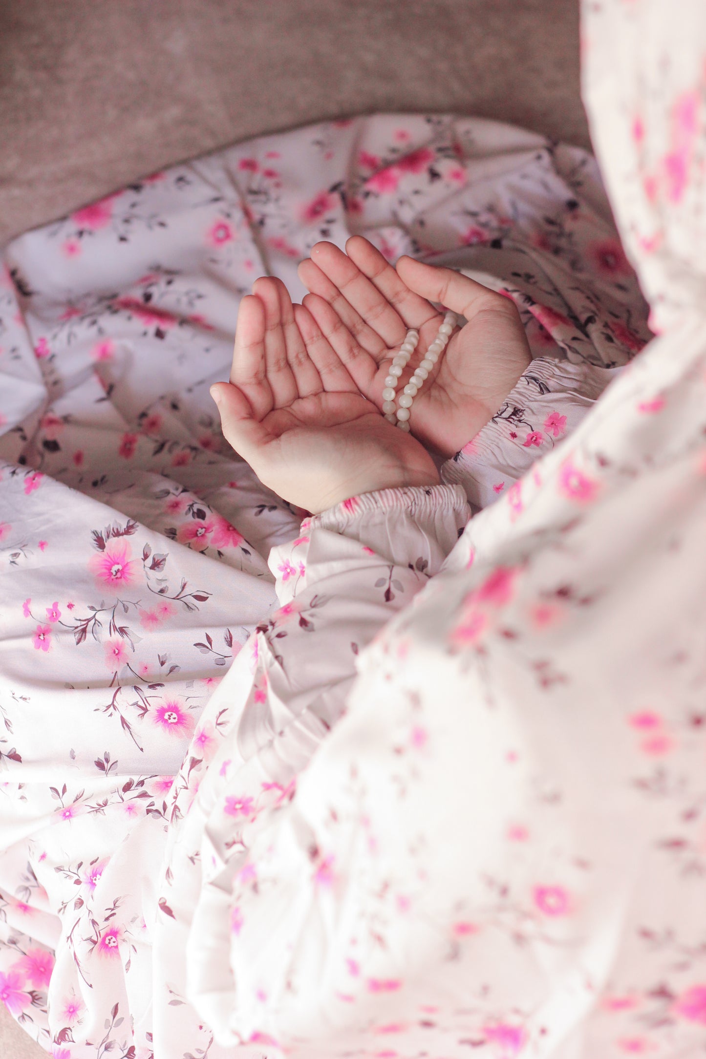 Namaz Chadar With Sleeves -  Ermina