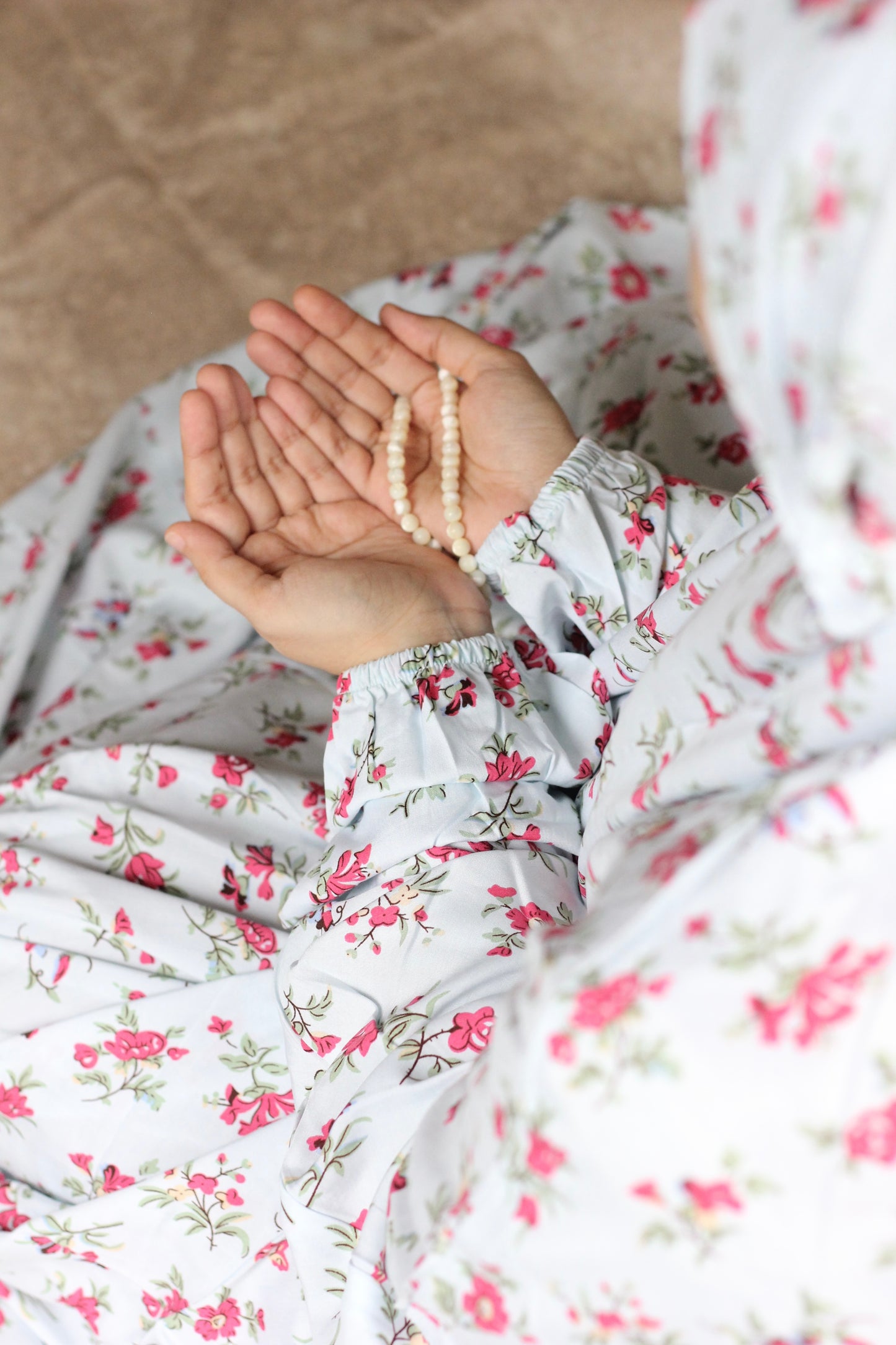 Namaz Chadar With Sleeves - Tanisha