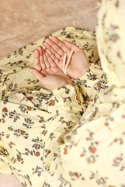 Namaz Chadar With Sleeves - Zobia