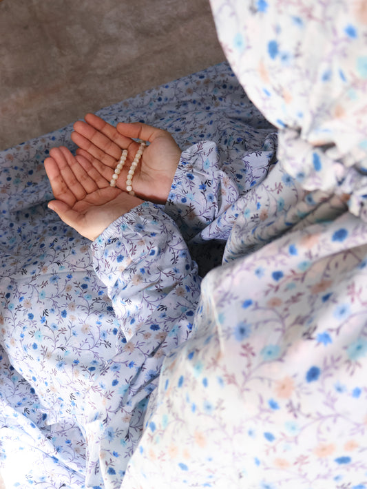 Namaz Chadar With Sleeves (Lawn) - Noor (Blue)