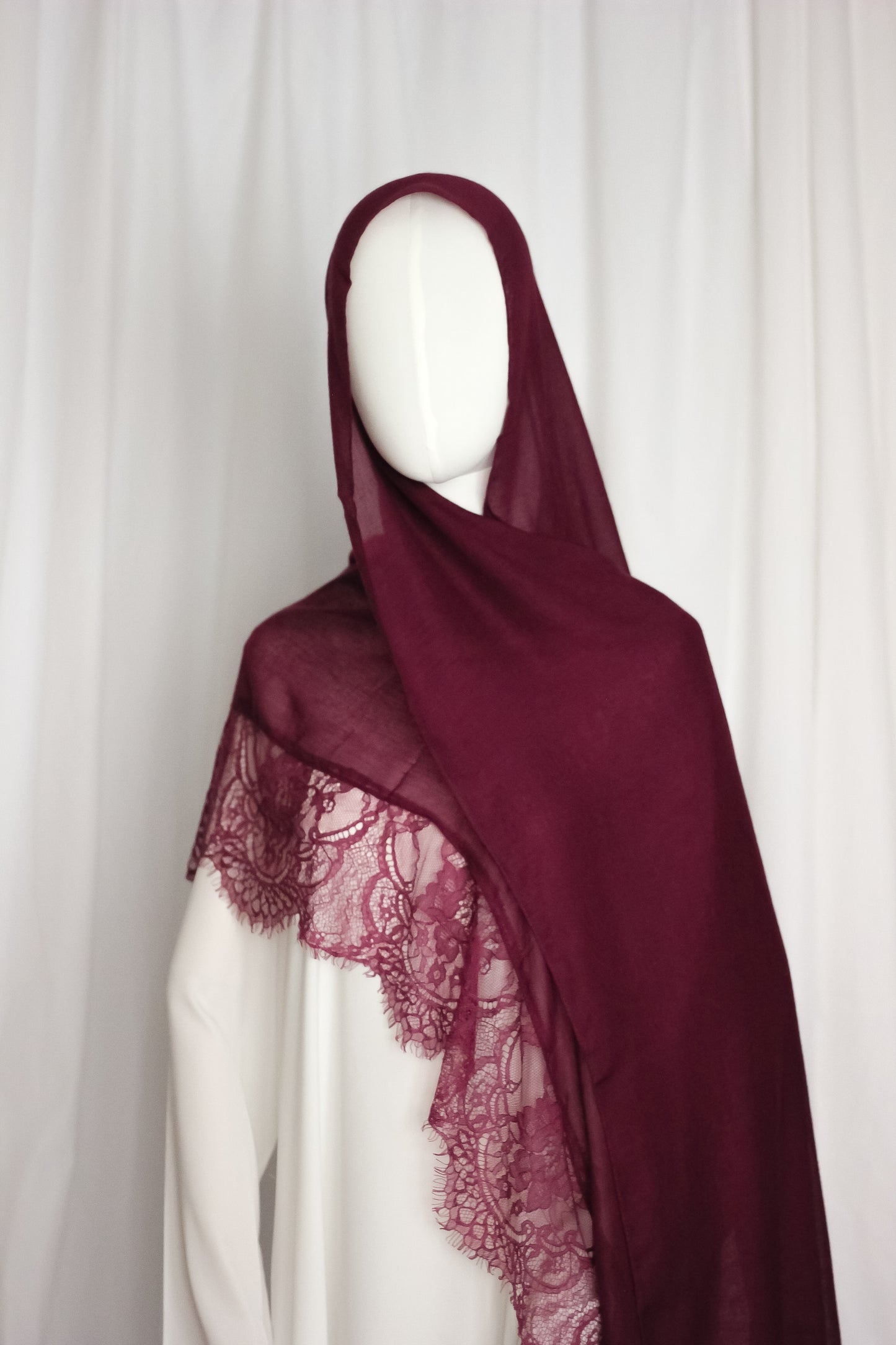 Chantilly Lace Hijab - Real Maroon