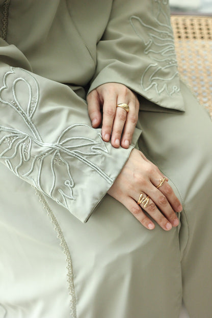 Niara Abaya