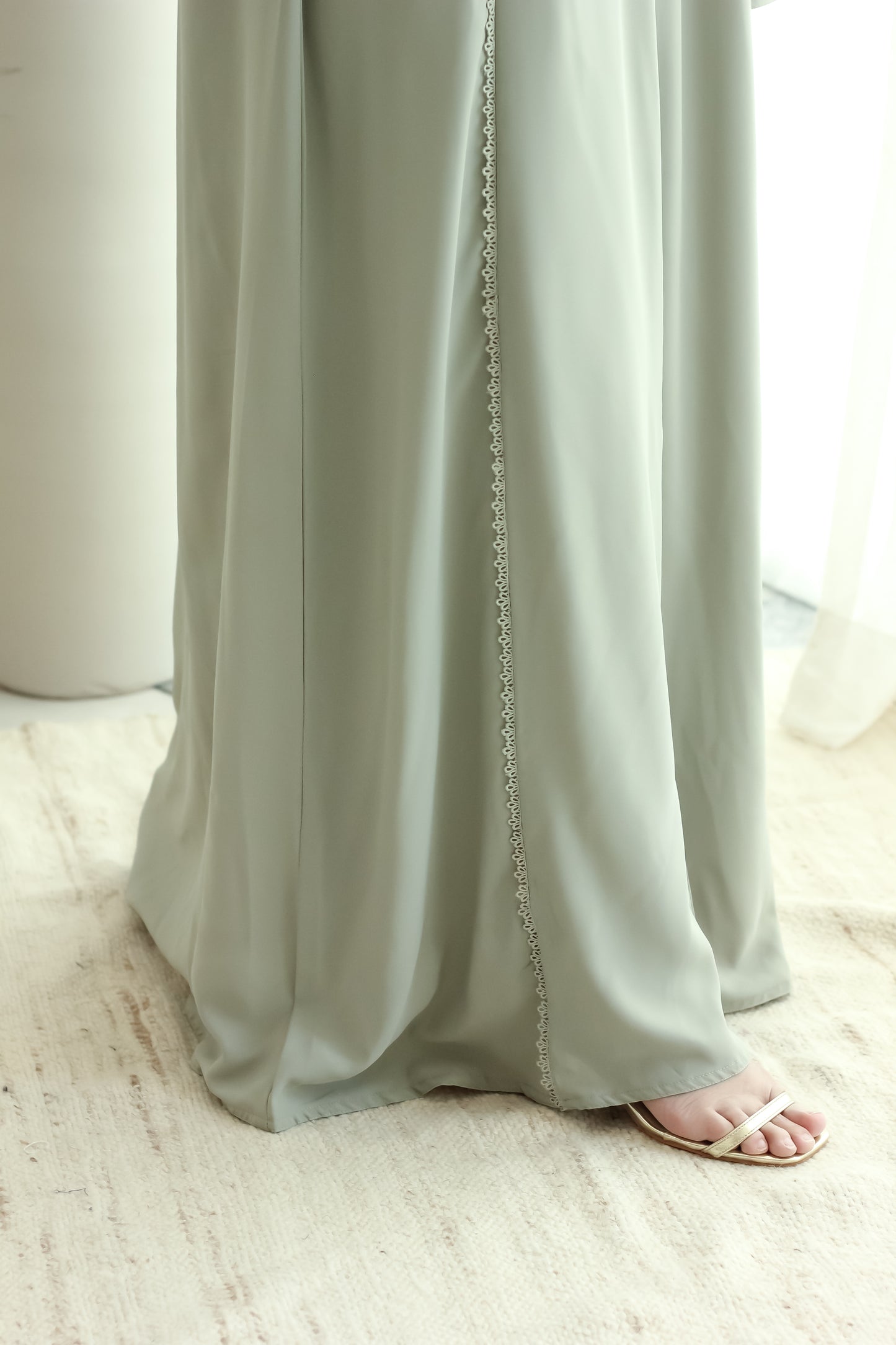 Niara Abaya