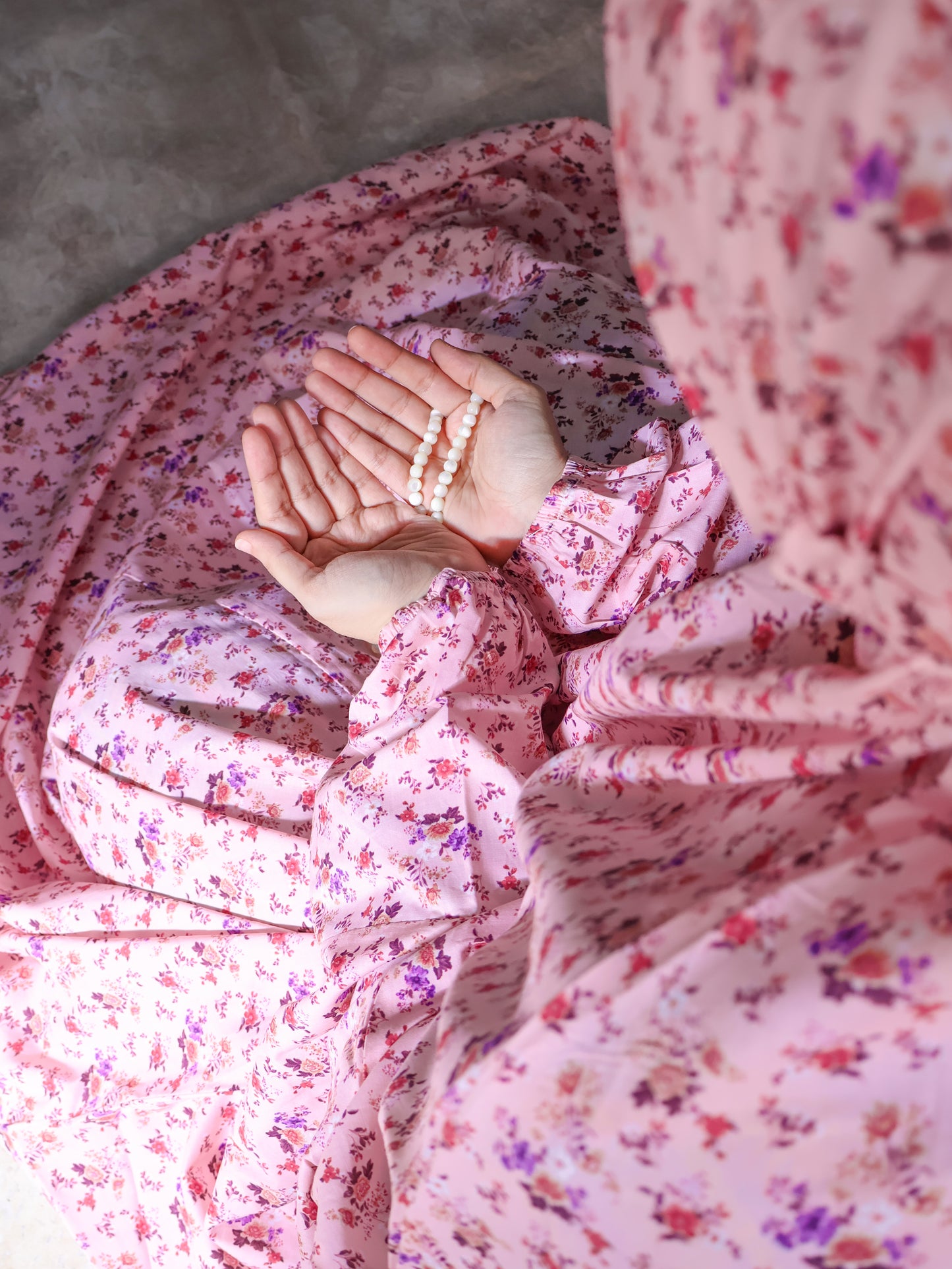 Namaz Chadar With Sleeves (Lawn) - Rubab