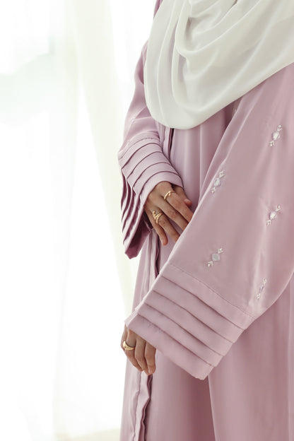 Nageen Abaya