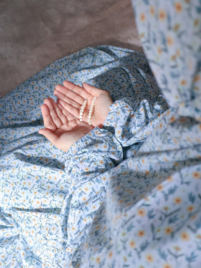 Namaz Chadar With Sleeves (Lawn) - Saman