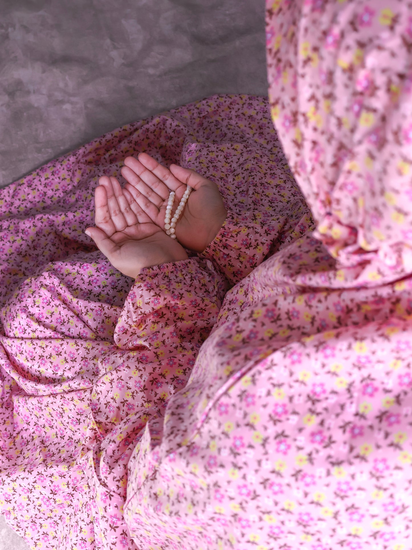Namaz Chadar With Sleeves (Lawn) - Soha (Pink)
