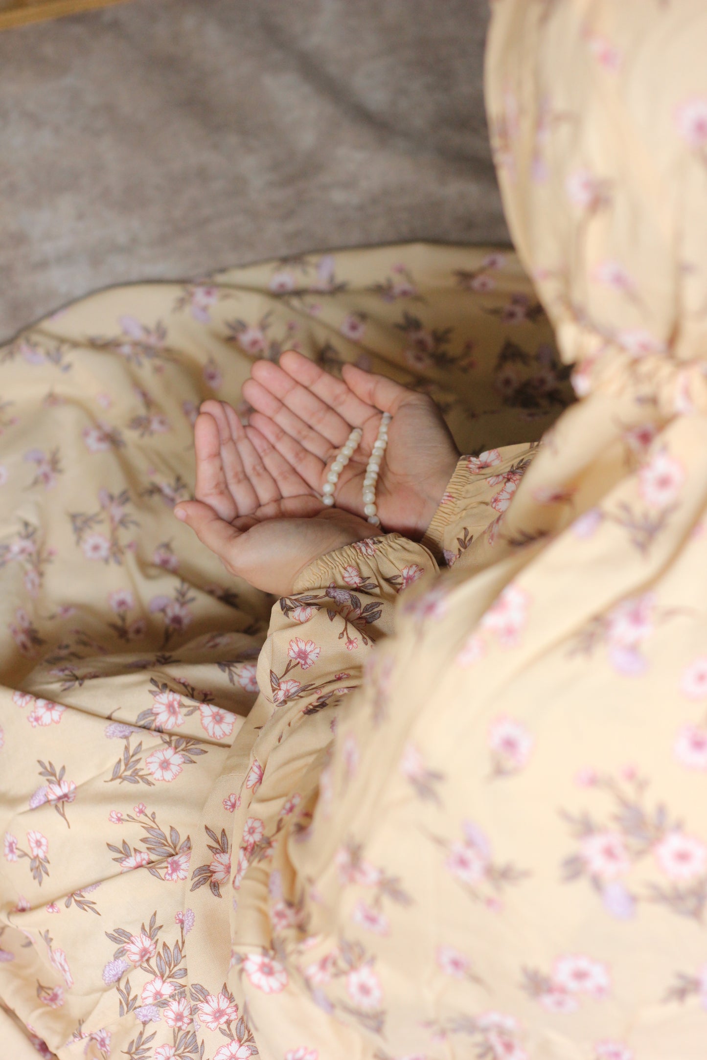 Namaz Chadar With Sleeves - Nazneen (Yellow)