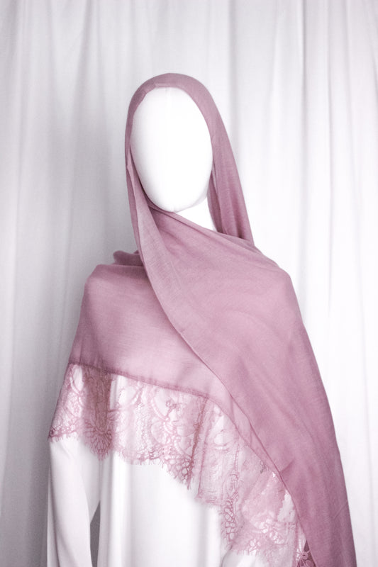 Chantilly Lace Hijab - Dusty Mauve