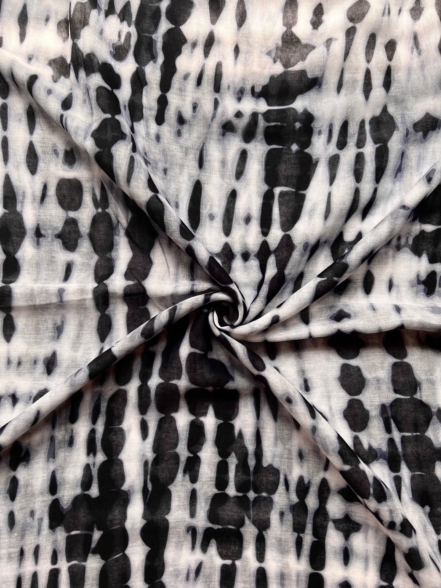 Modal Hijab Lookalike - Tie & Dye Black