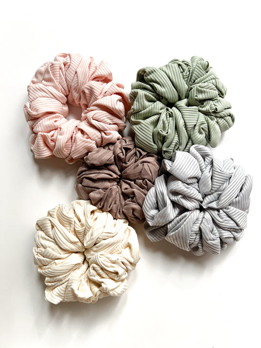 Jersey Volumizing Scrunchie - Random Color