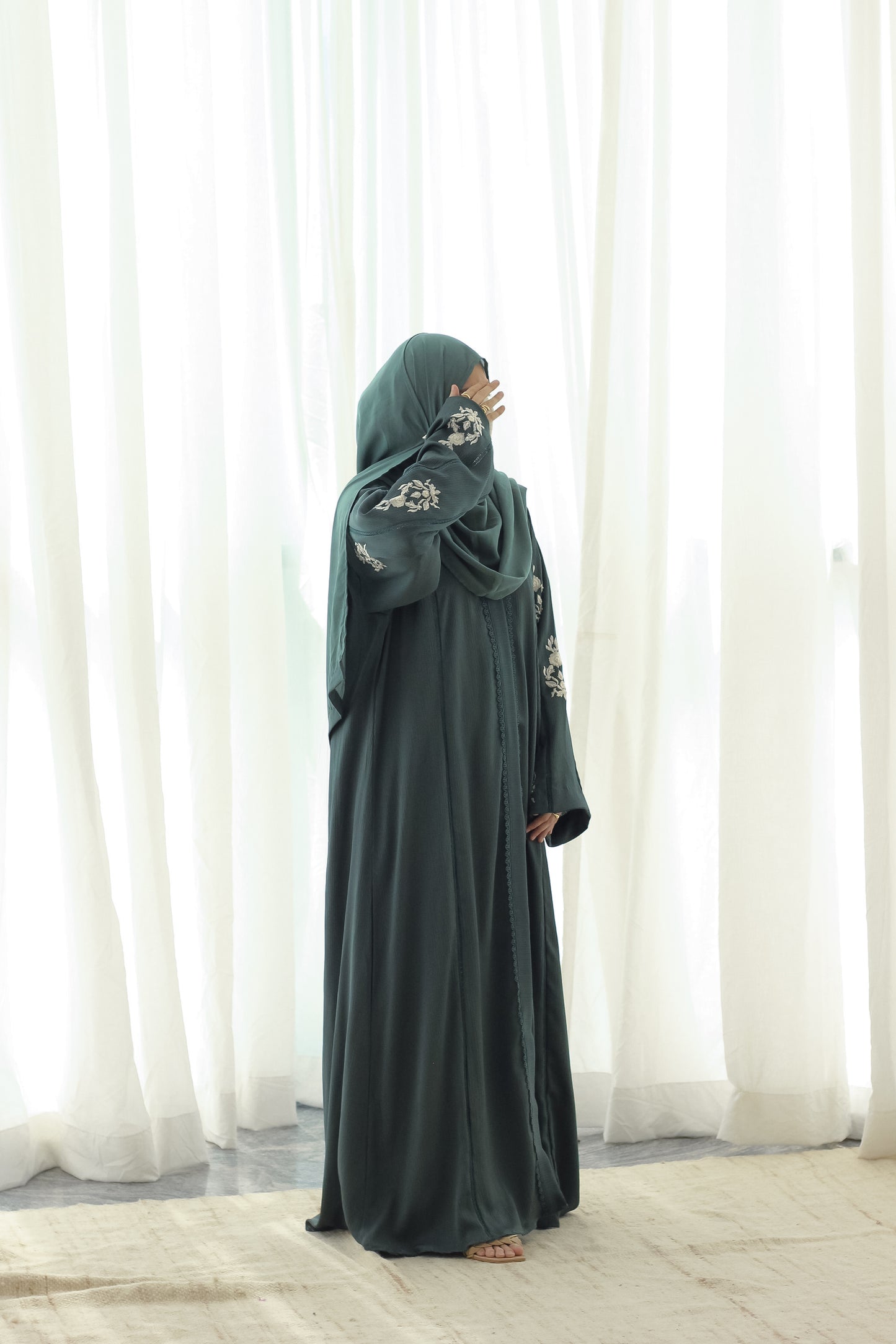 Samirah Abaya