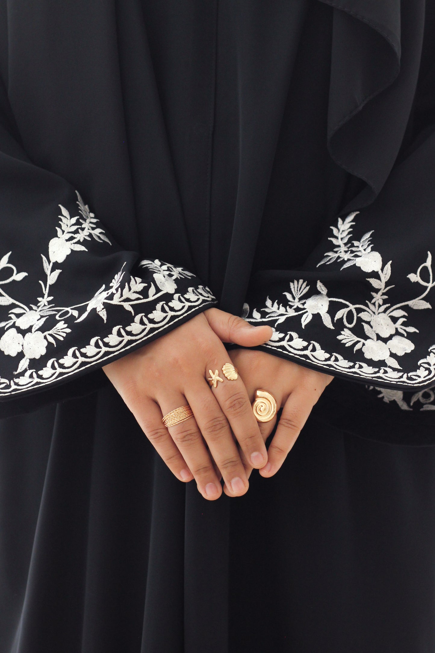 Raha Abaya
