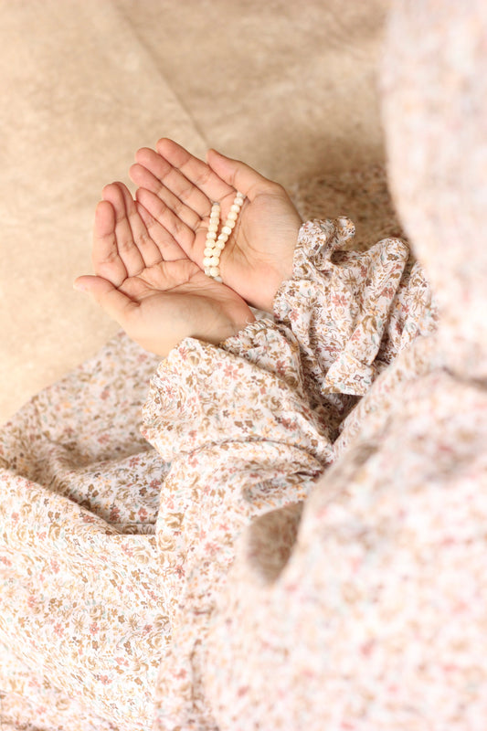 Namaz Chadar With Sleeves (Cotton Lawn) - Basma