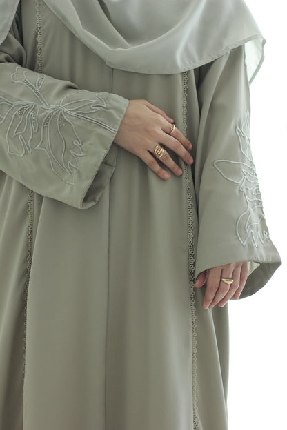 Niara Abaya