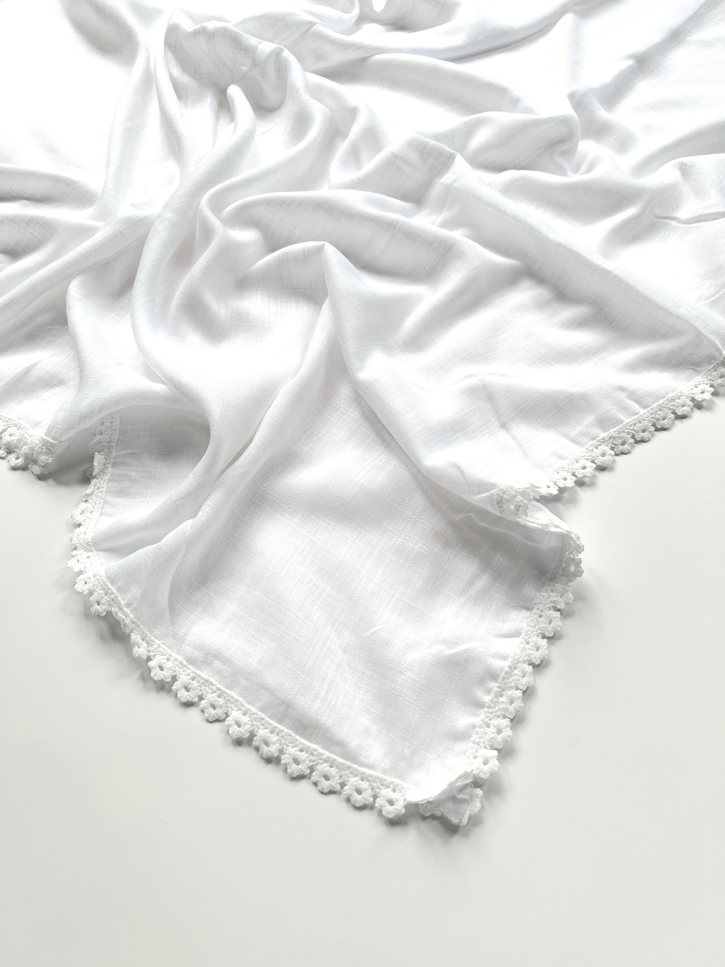 Laced Turkish Lawn - White