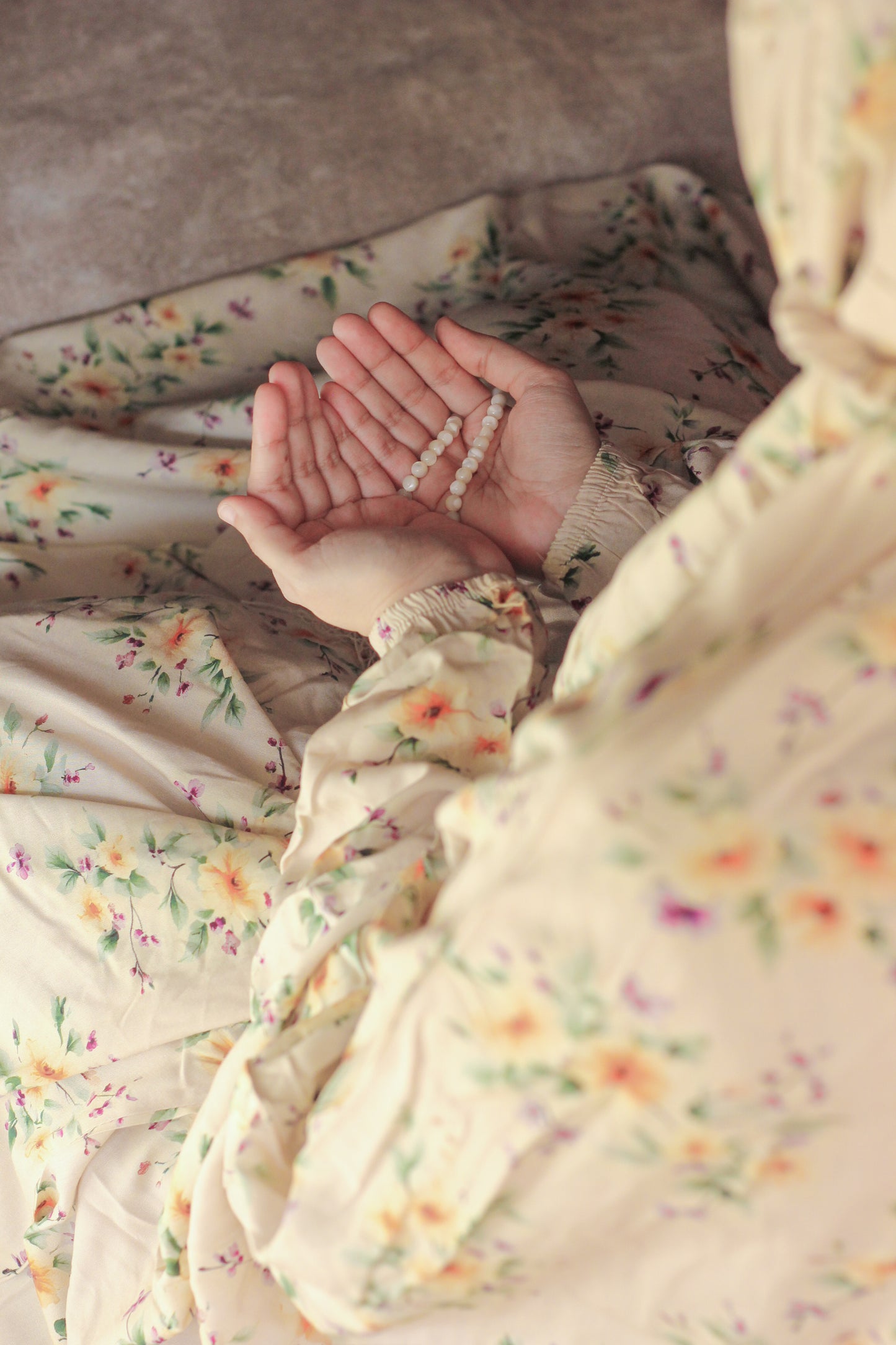 Namaz Chadar With Sleeves -  Asiya
