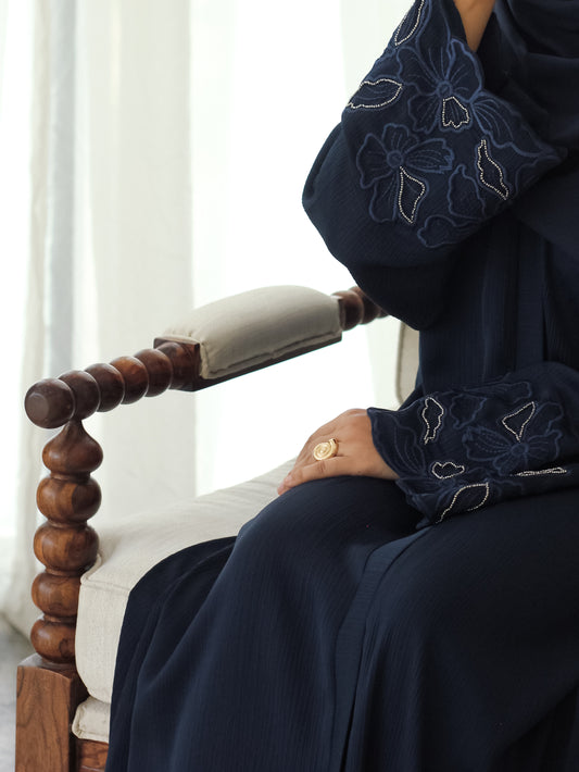Elaya Abaya