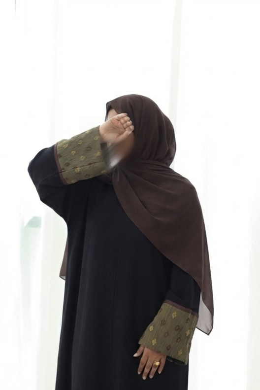 Mahnoor Abaya