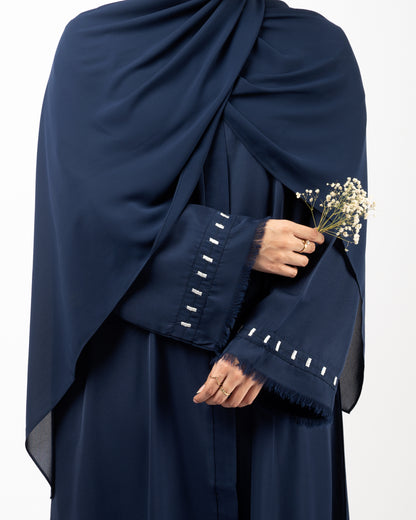 Novera Abaya